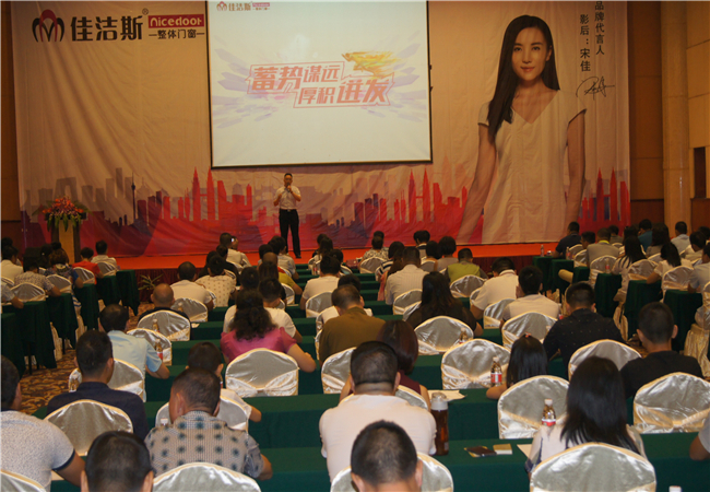 下载 (4).jpg 下载 (4).jpg